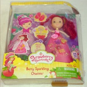 Strawberry Shortcake Berry Sparkling Charms